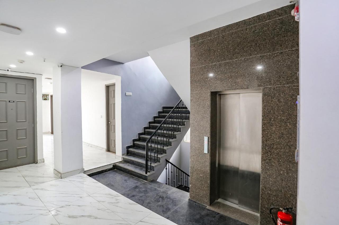 Fabhotel Vat - Meera Bagh เดลี ภายนอก รูปภาพ